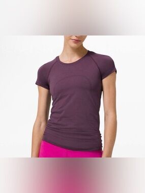 LULULEMON Swiftly Tech Short Sleeve 2.0 EUC